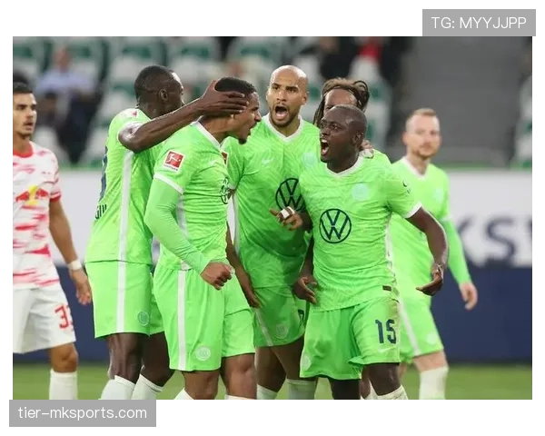 德甲劲旅主力续约阵容稳固,状态回升全力迎战新赛季