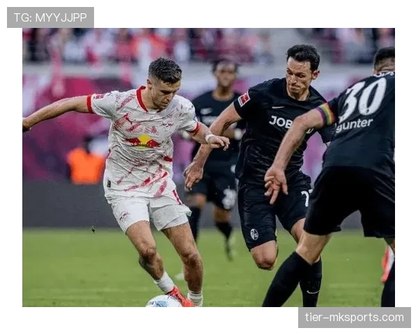 拉什福德世界杯状态火热，攻防两端闪耀助球队高歌猛进