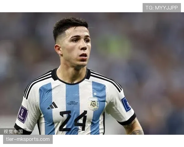 恩佐在国家队体系中的战术依赖性解析