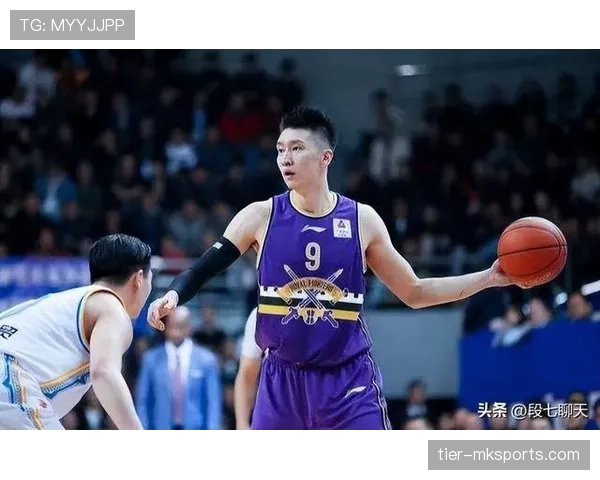 孙悦家里那个篮球场，比我家还大